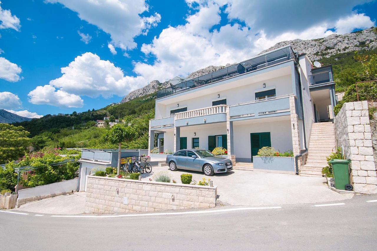 Apartments Vila Nadalina Delux Brela Exterior photo