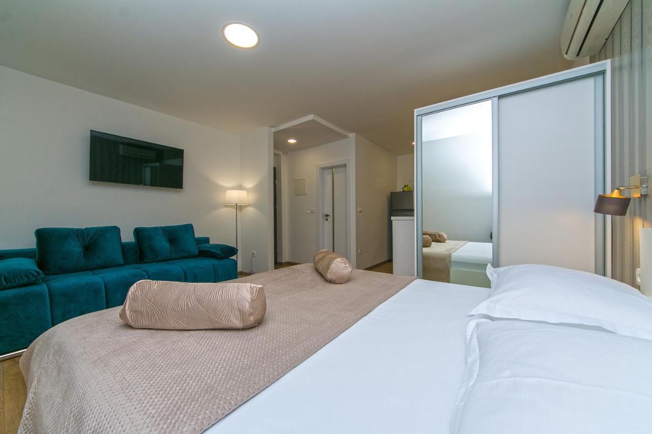 Apartments Vila Nadalina Delux Brela Exterior photo