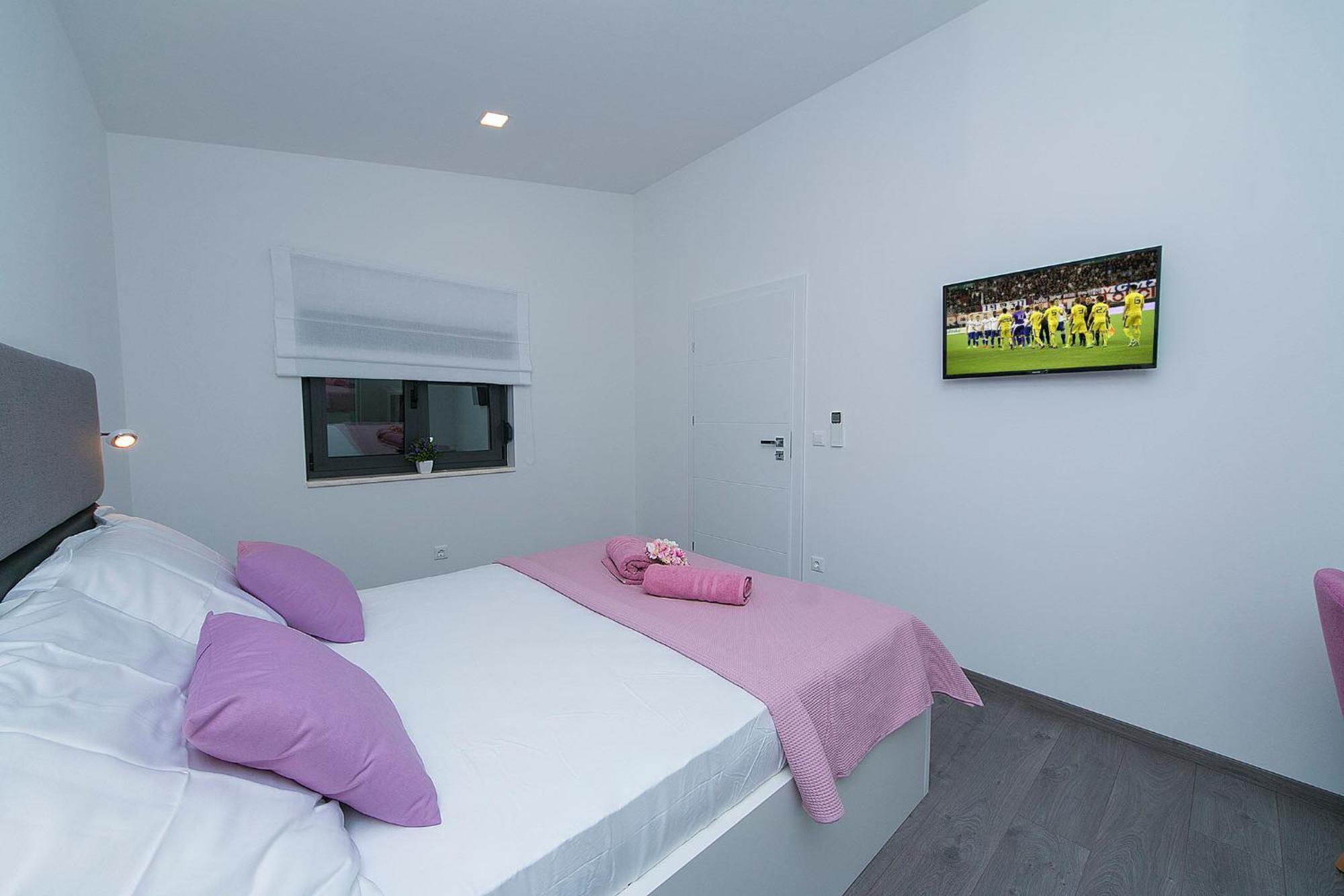 Apartments Vila Nadalina Delux Brela Room photo