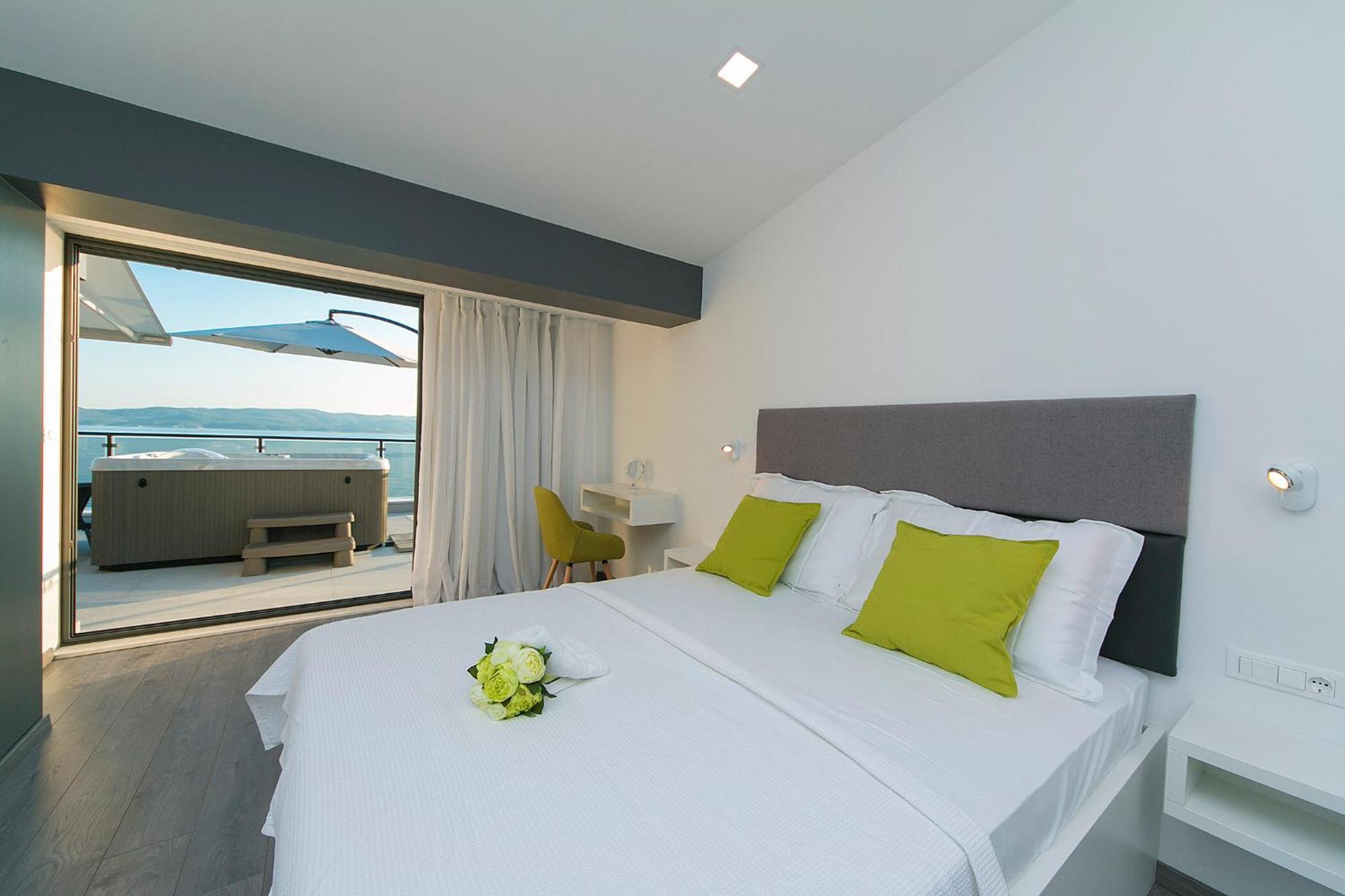 Apartments Vila Nadalina Delux Brela Room photo